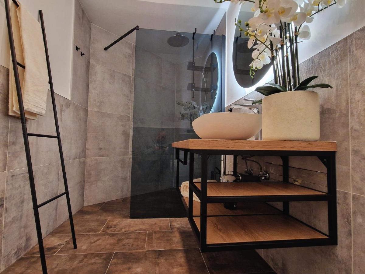 Olivea Luxury Suites Fažana Dış mekan fotoğraf