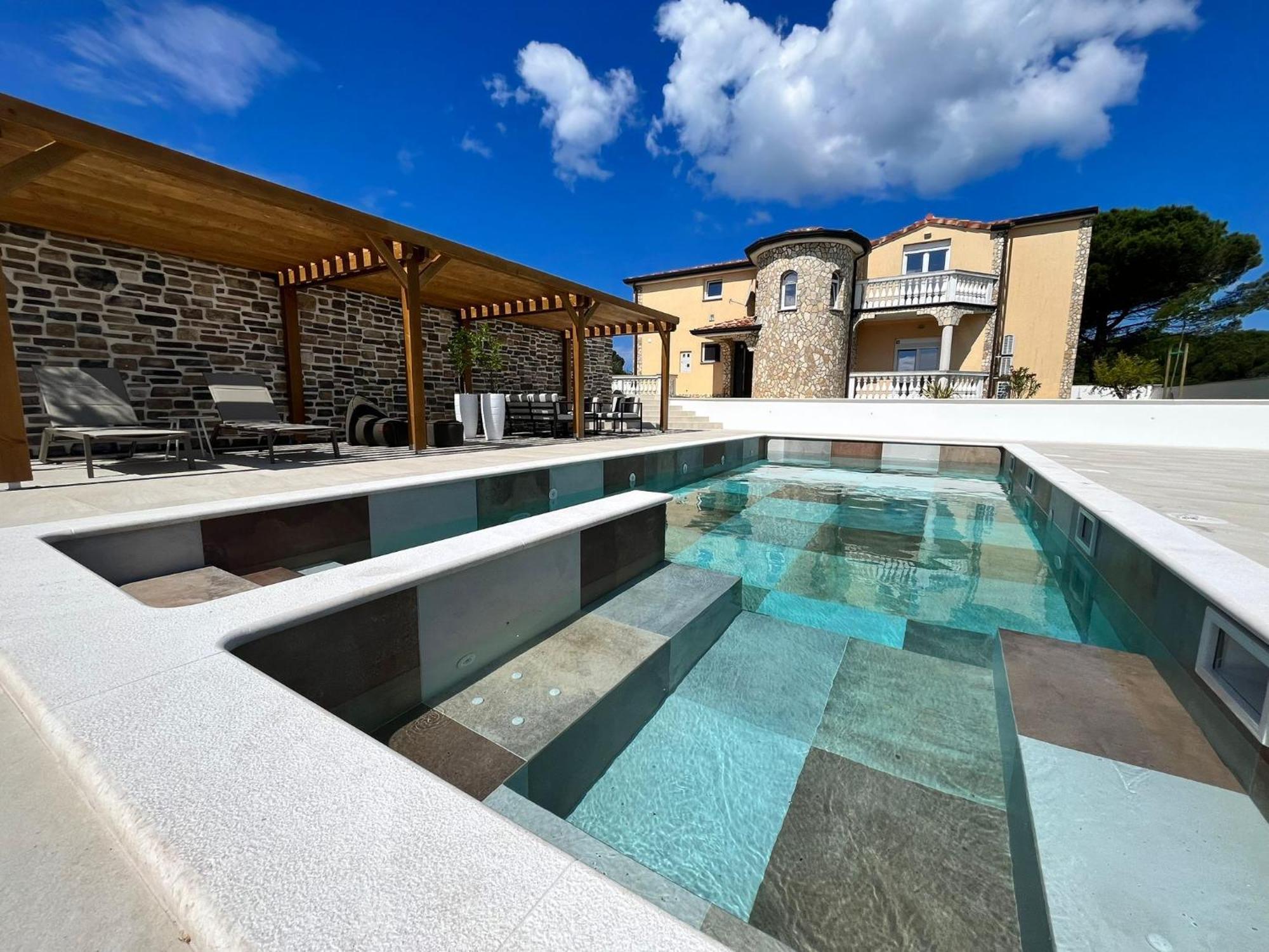 Olivea Luxury Suites Fažana Dış mekan fotoğraf
